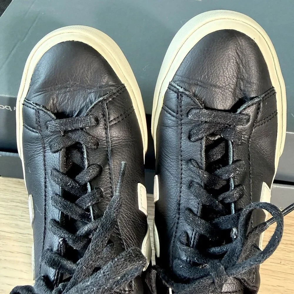 VEJA Campo Black White Leather Low Casual Shoes Sneaker Women's Size 7